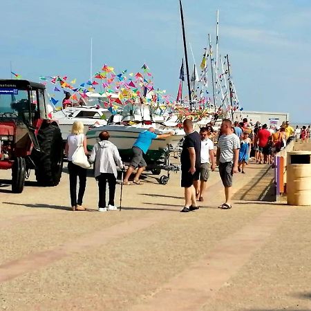 Charmant Appartement Vu Sur Mer Ault Exteriér fotografie