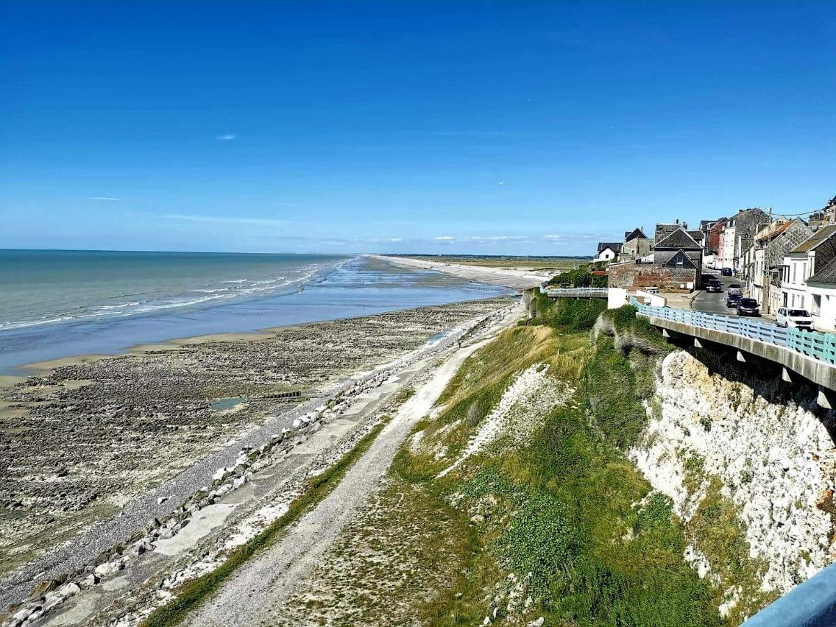 Charmant Appartement Vu Sur Mer Ault Exteriér fotografie