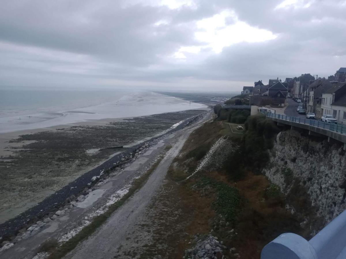 Charmant Appartement Vu Sur Mer Ault Exteriér fotografie